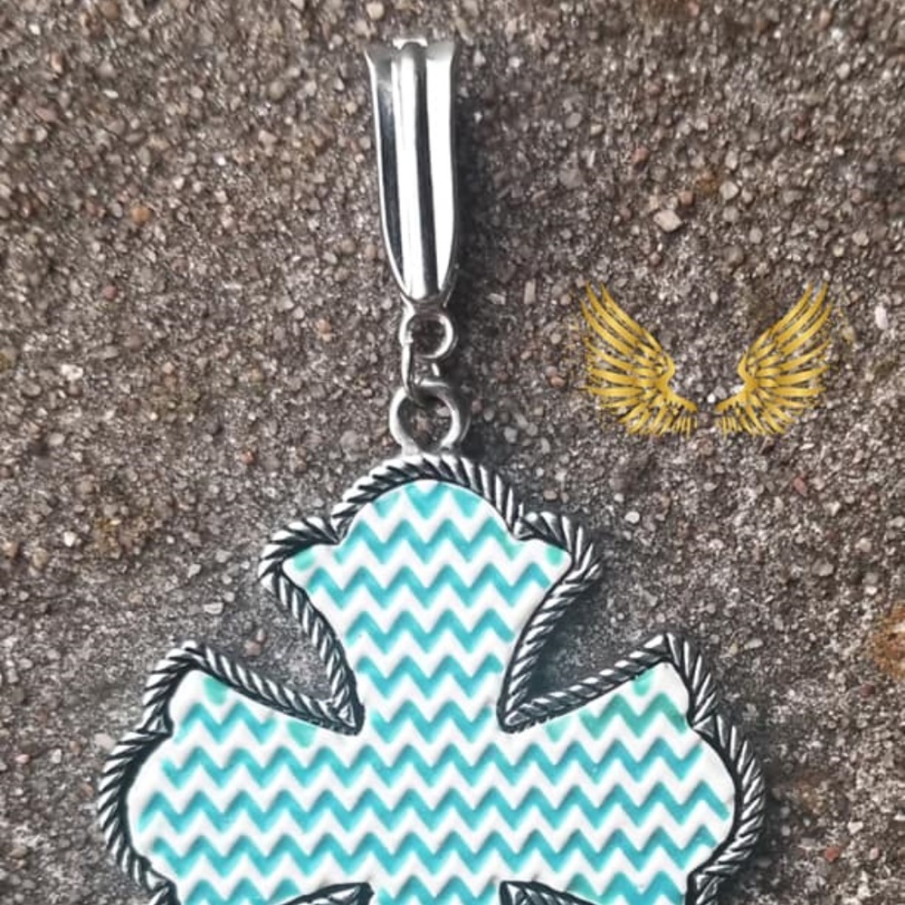 Pendant - Picture 2 of 2